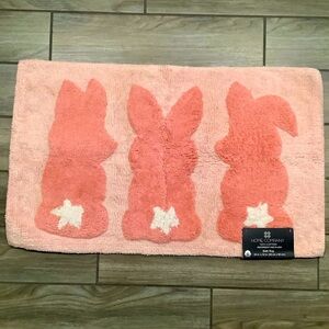 VISTA HOME FASHIONS 20x40 Bunny Tails Bath Mat